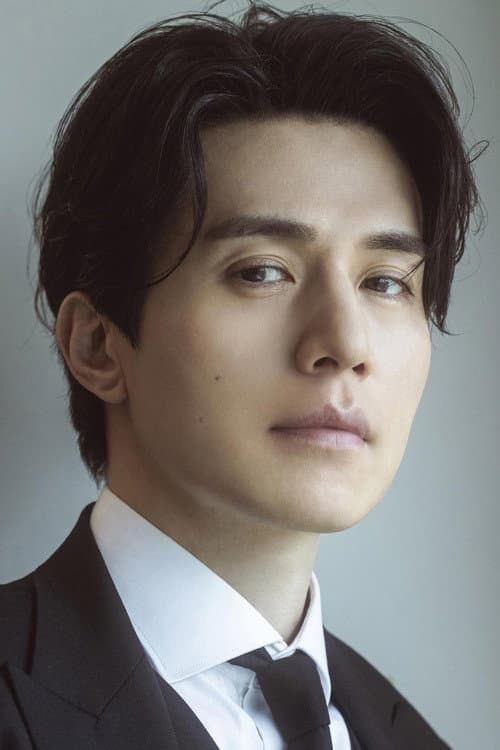 Lee Dong-wook portrait