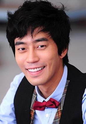 Shin Sung Rok portrait