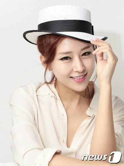 Han Young portrait