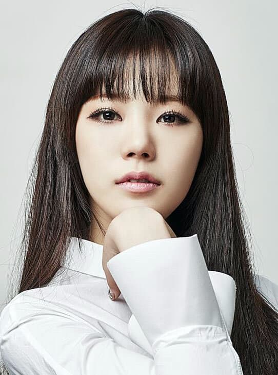 Lizzy portrait