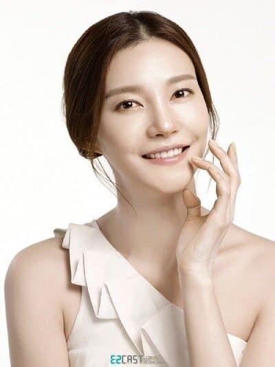 Cha Ye Ryeon portrait