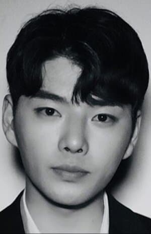 Jung Hwi Young portrait