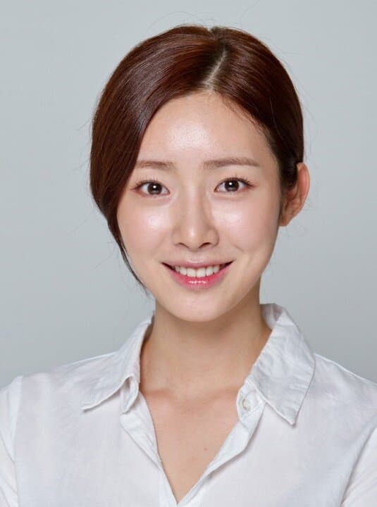 Cha Jeong Won portrait