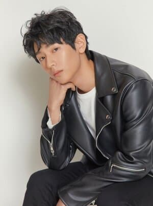 Lee Jung Joon portrait