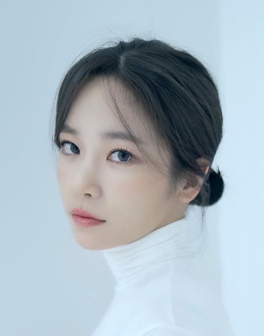 Kim So Ri portrait