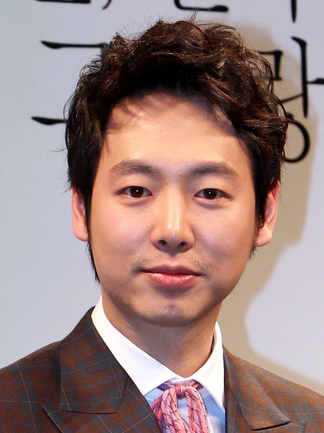 Kim Dong Wook portrait