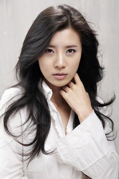 Yoo Sun portrait