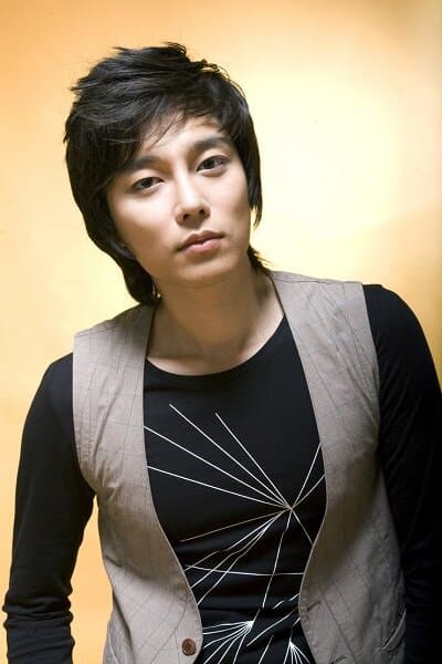 Jun Seung Bin portrait