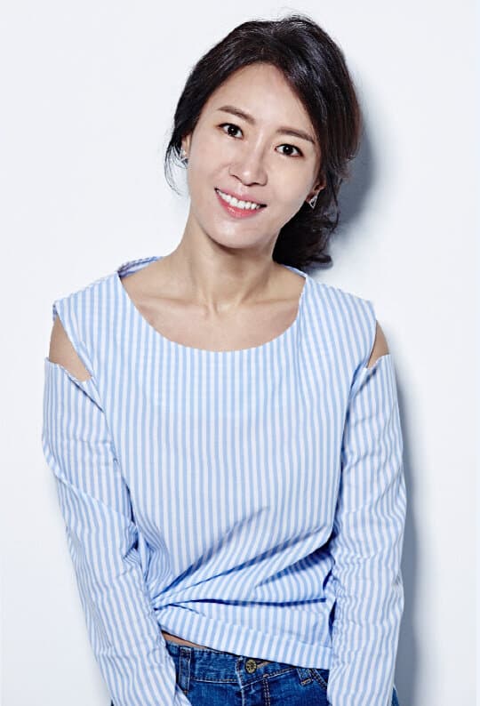 Kim Hee Jung portrait