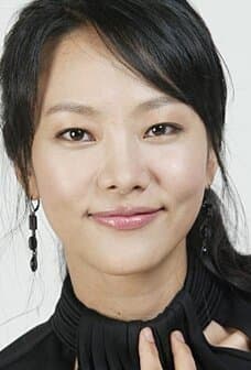 Yoon Ji Hye portrait
