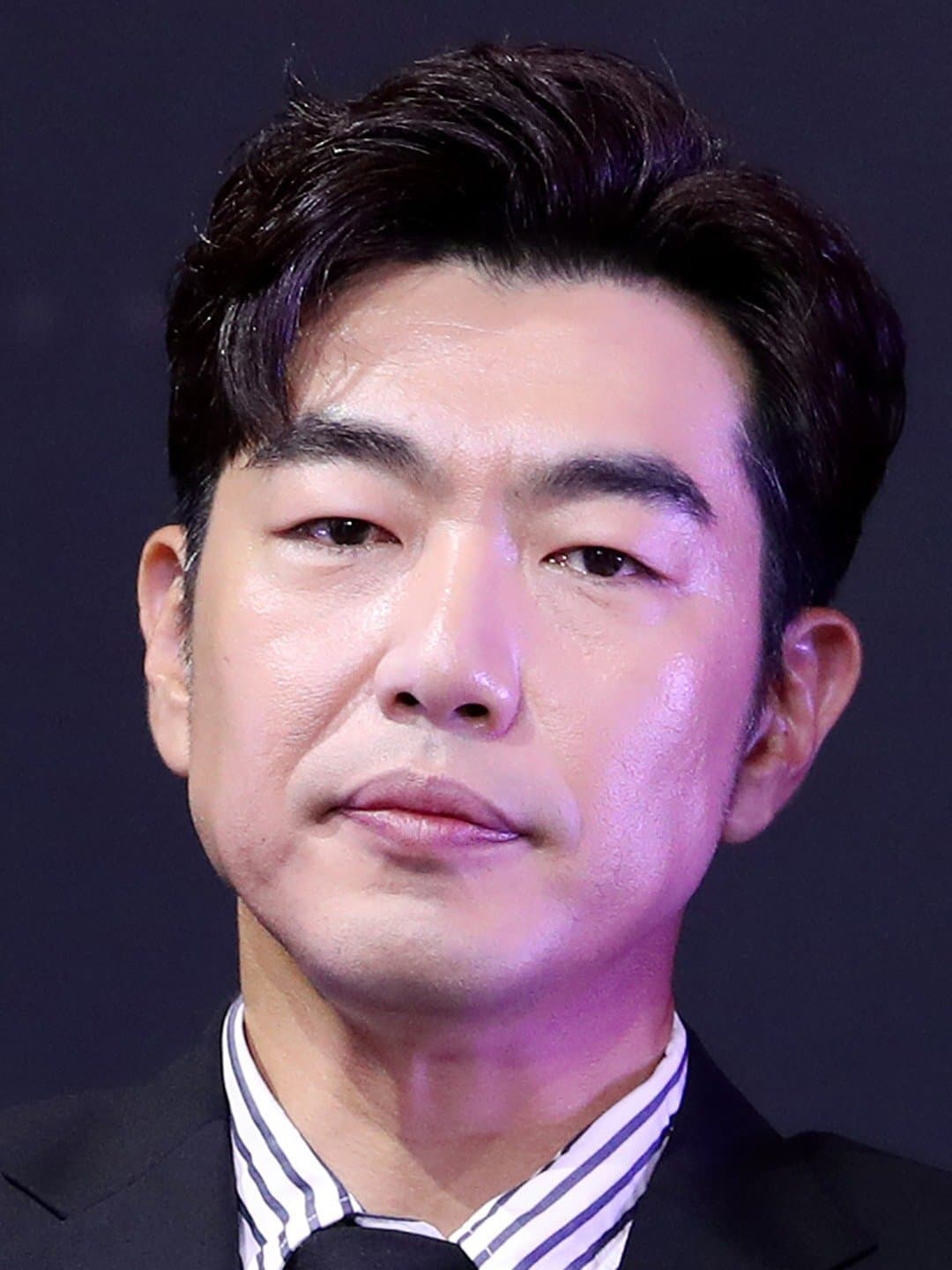Lee Jong Hyuk portrait