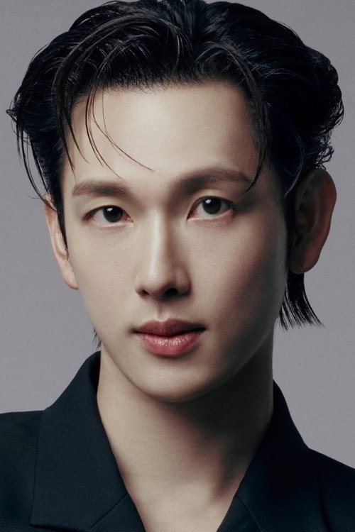 Im Si-wan portrait